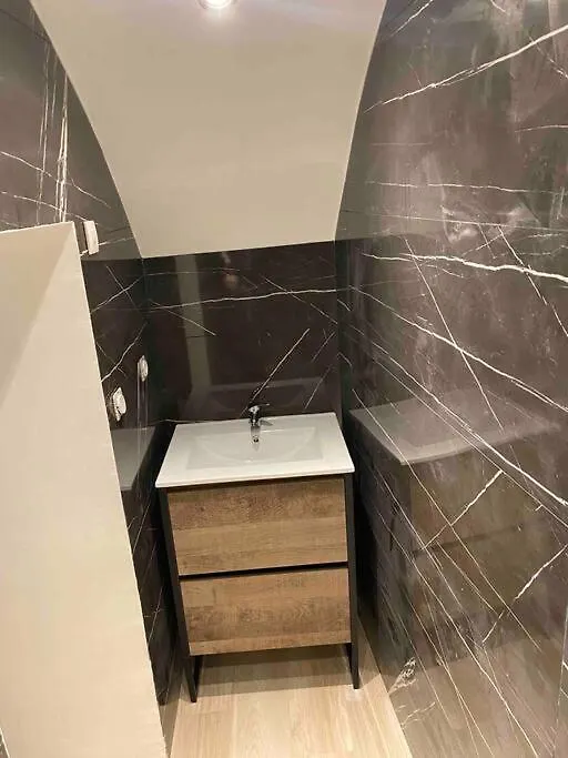 Apartment Loft Avec Jacuzzi Centre Ville Aubenas France